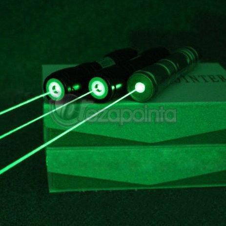 3W超高出力 緑色光レーザーポインター レーザー指示器 防水 3000mWグリーンレーザーポインター 点火可能 シルバー