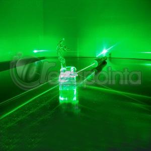HTPOW最最高出力10000mwグリーンレーザーポインター 10000mwレーザーポインター 強力 532nm 緑 レーザー懐中電灯 焦点調節可能 連続 発光